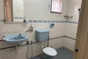 Jalan Anggerik Doritis 31/127