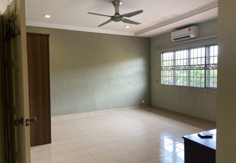 Jalan Anggerik Doritis 31/127