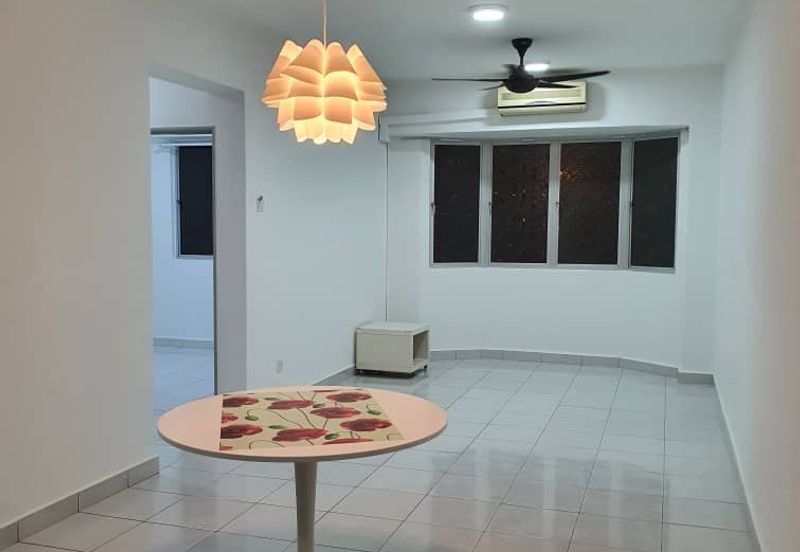 Main Place Residence