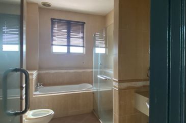 Jalan Anggerik Eria 31/109