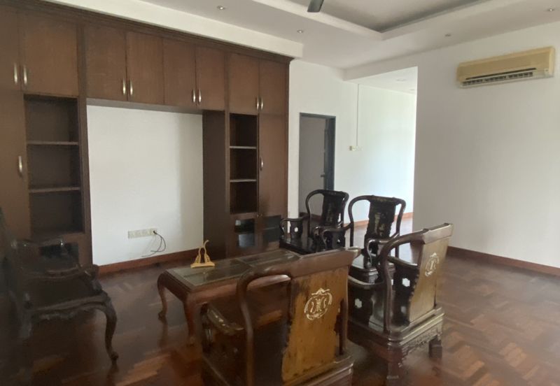 Jalan Anggerik Eria 31/109