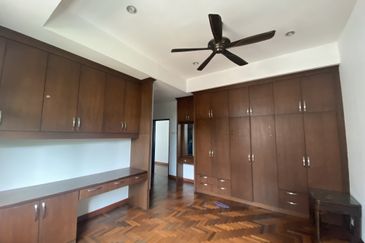 Jalan Anggerik Eria 31/109