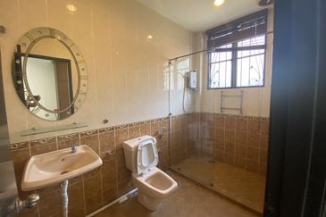 Jalan Anggerik Eria 31/109