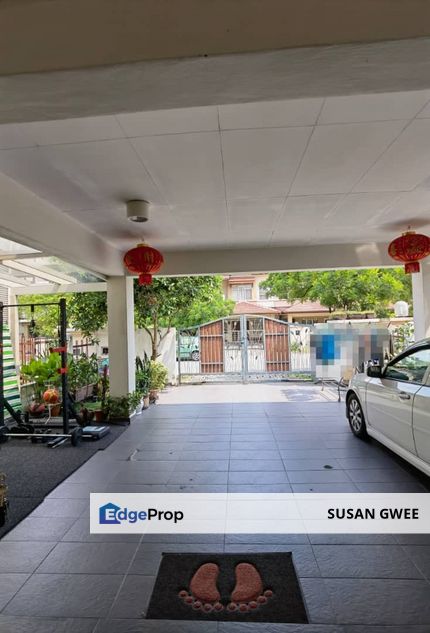 Canal Garden Kota Kemuning double storey super link house for sale gated and guarded community facing south , Selangor, Kota Kemuning