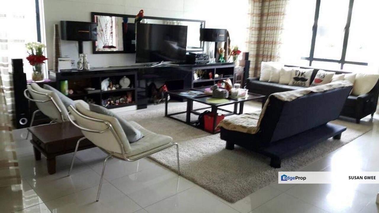Amverton Park Bukit Kemuning double storey bungalow house for sale gated and guarded fully furnished , Selangor, Shah Alam