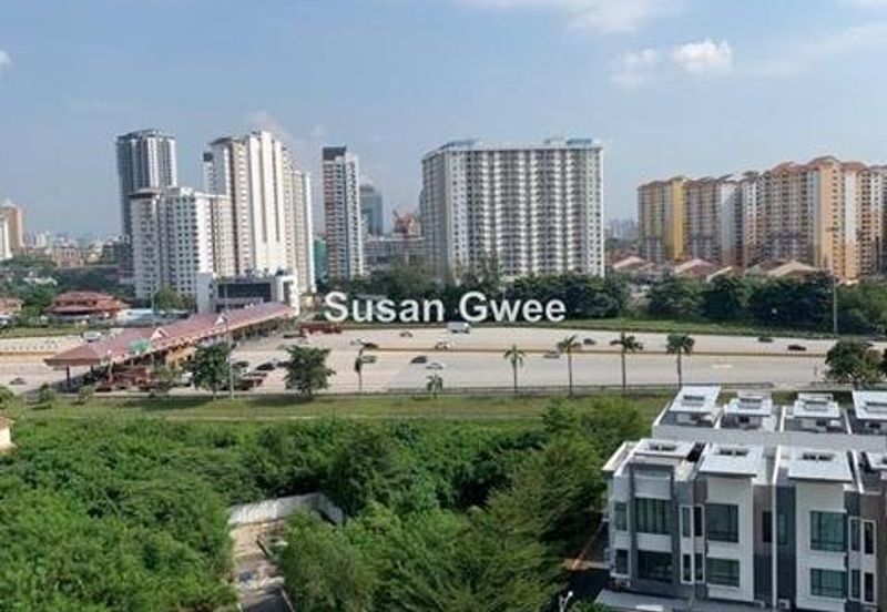 Riverdale @ USJ One Park