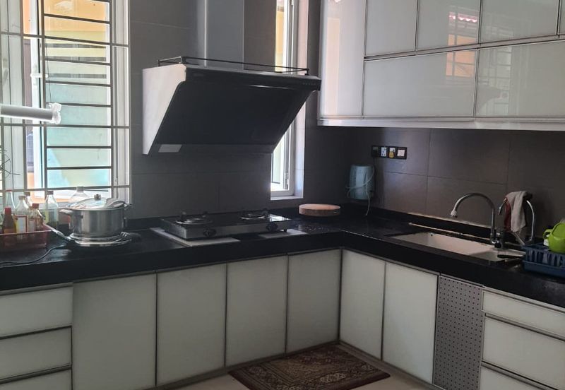 Canal Garden Kota Kemuning double storey super link house for sale gated and guarded community facing south 