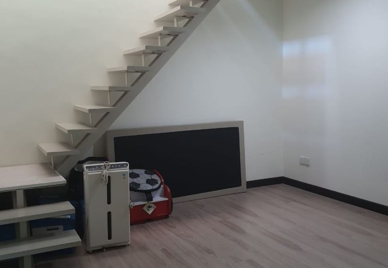 Canal Garden Kota Kemuning double storey super link house for sale gated and guarded community facing south 