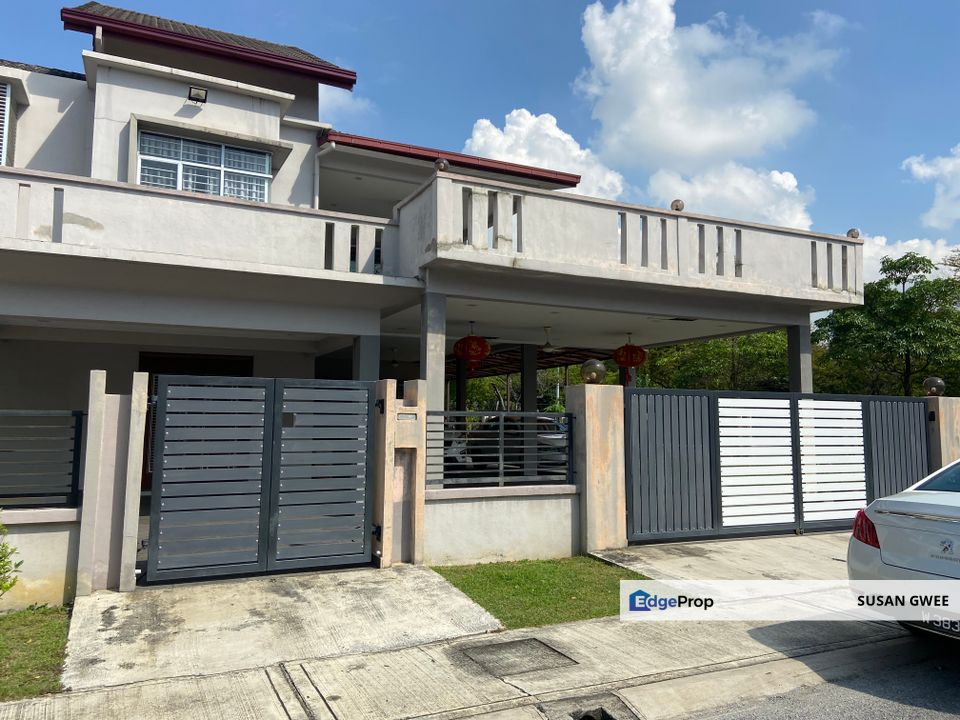 Kemuning Damai Kemuning Utama double storey link corner house for sale gated and guarded fully renovated and extended with MBSA approval, Selangor, Shah Alam