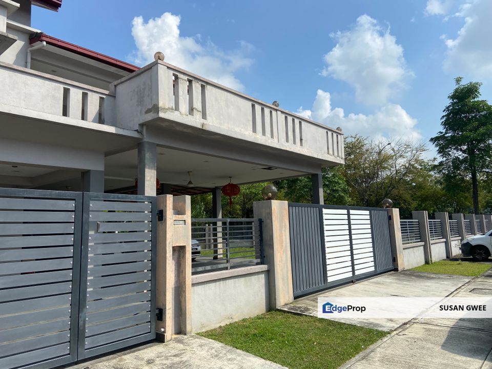 Kemuning Damai Kemuning Utama double storey link corner house for sale gated and guarded fully renovated and extended with MBSA approval, Selangor, Shah Alam