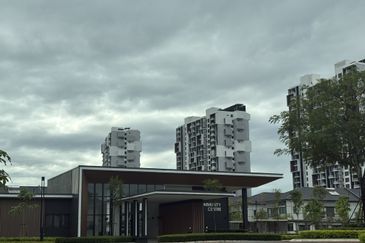 Freesia Residences @ Tropicana Aman