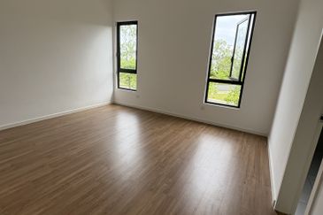 Freesia Residences @ Tropicana Aman