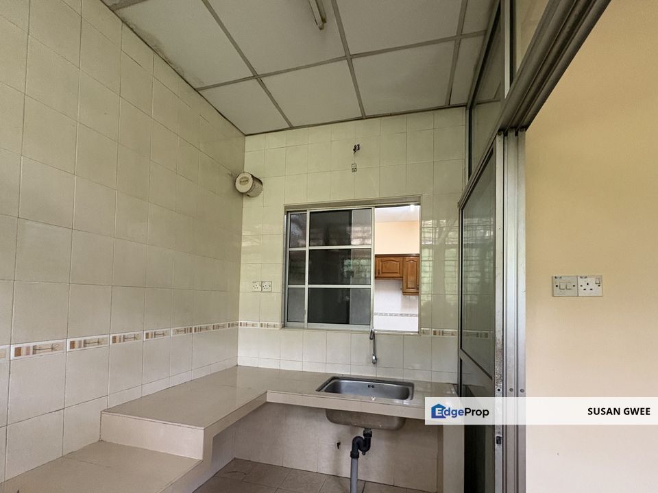 Anggerik Liparis Kota Kemuning freehold double storey house for sale fully extended kitchen , Selangor, Kota Kemuning