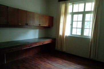 Jalan Anggerik Eria 31/104C