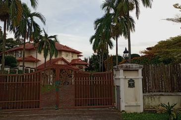 Jalan Anggerik Eria 31/104C