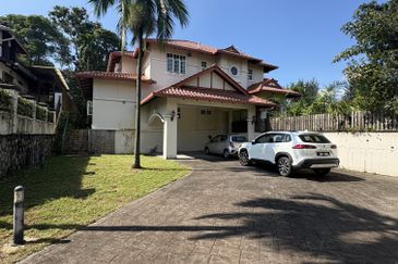 Jalan Anggerik Eria 31/104C