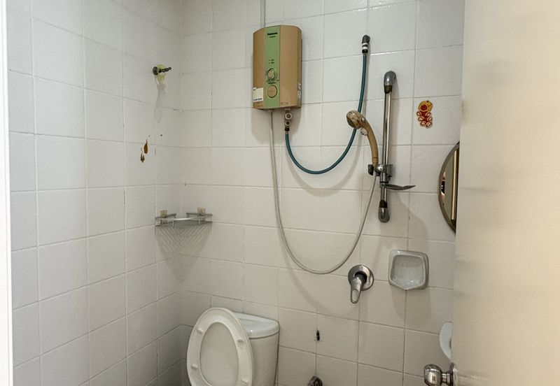 Canal Gardens, Kota Kemuning