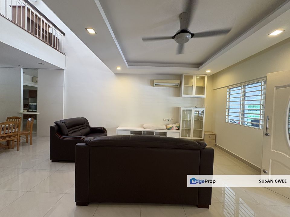 Canal Garden Kota Kemuning double storey super link house for sale gated and guarded community facing south , Selangor, Kota Kemuning