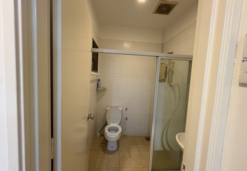 Canal Gardens, Kota Kemuning