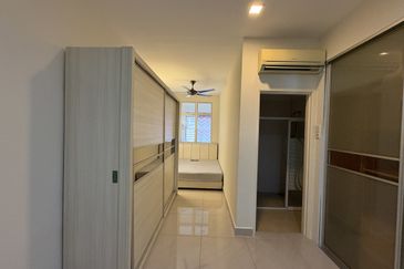 Canal Gardens, Kota Kemuning