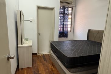 Canal Gardens, Kota Kemuning