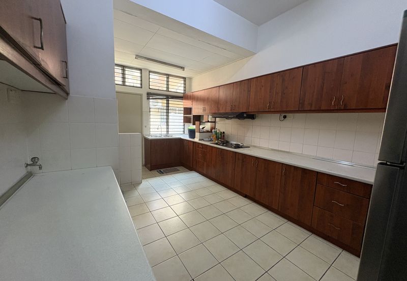 Canal Gardens, Kota Kemuning