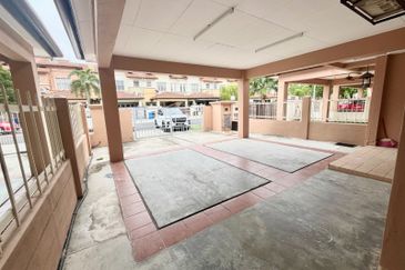 Canal Gardens, Kota Kemuning