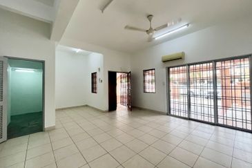 Canal Gardens, Kota Kemuning