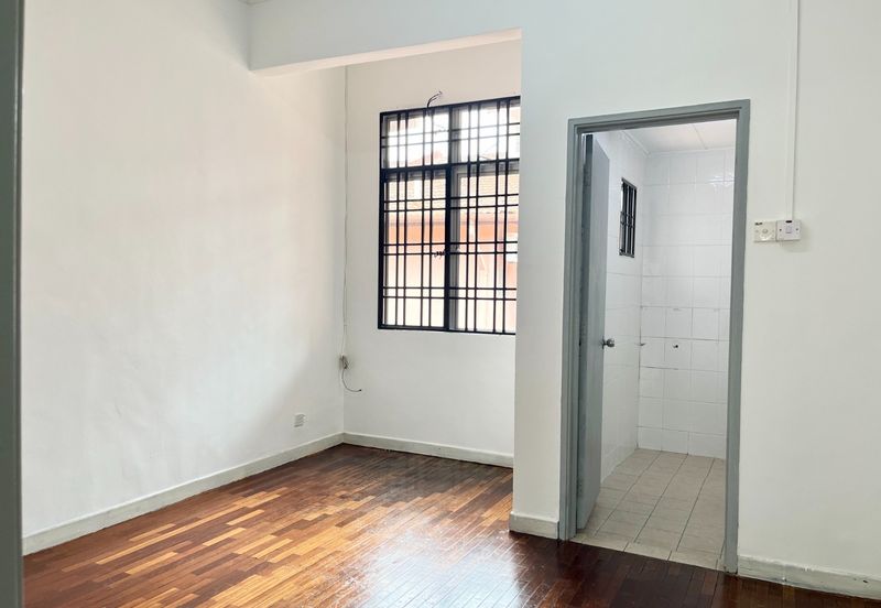 Canal Gardens, Kota Kemuning