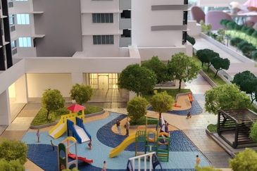 Pre launch project at Bukit Kemuning for sake 