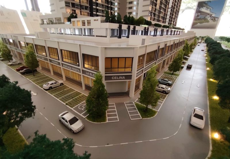 Pre launch project at Bukit Kemuning for sale