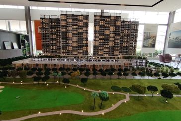 Pre launch project at Bukit Kemuning for sake 