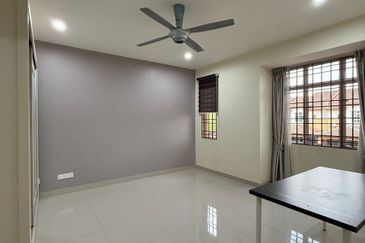 Canal Gardens, Kota Kemuning