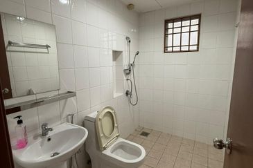 Canal Gardens, Kota Kemuning