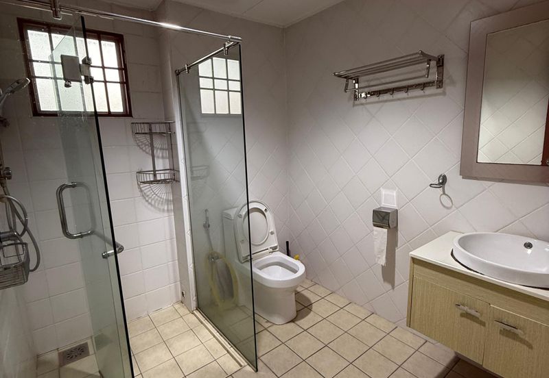 Canal Gardens, Kota Kemuning