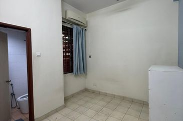 Canal Gardens, Kota Kemuning