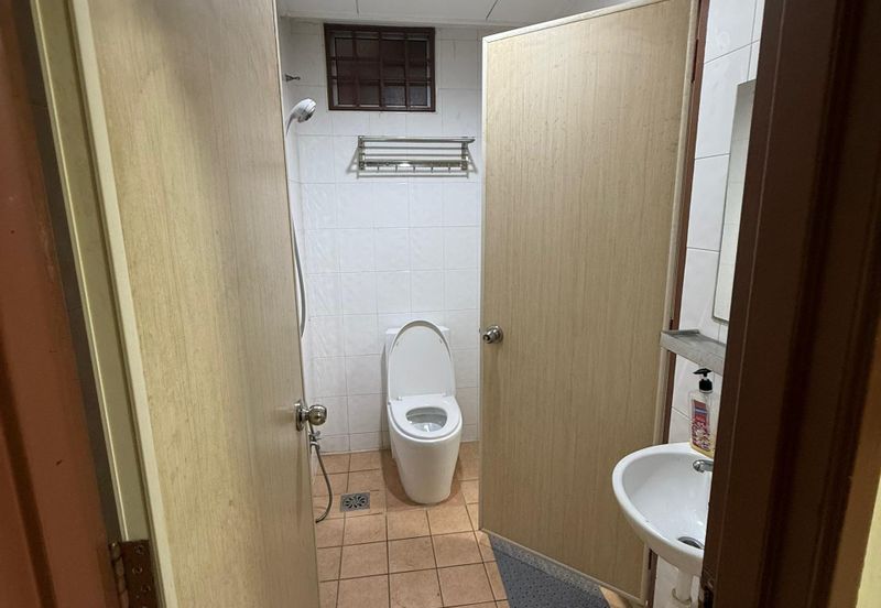 Canal Gardens, Kota Kemuning