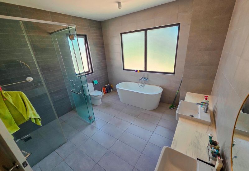 Freesia Residences @ Tropicana Aman