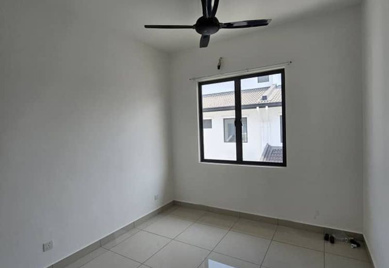 Robin @ Bandar Rimbayu