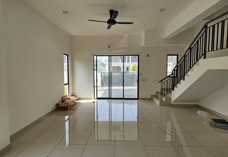 Robin @ Bandar Rimbayu