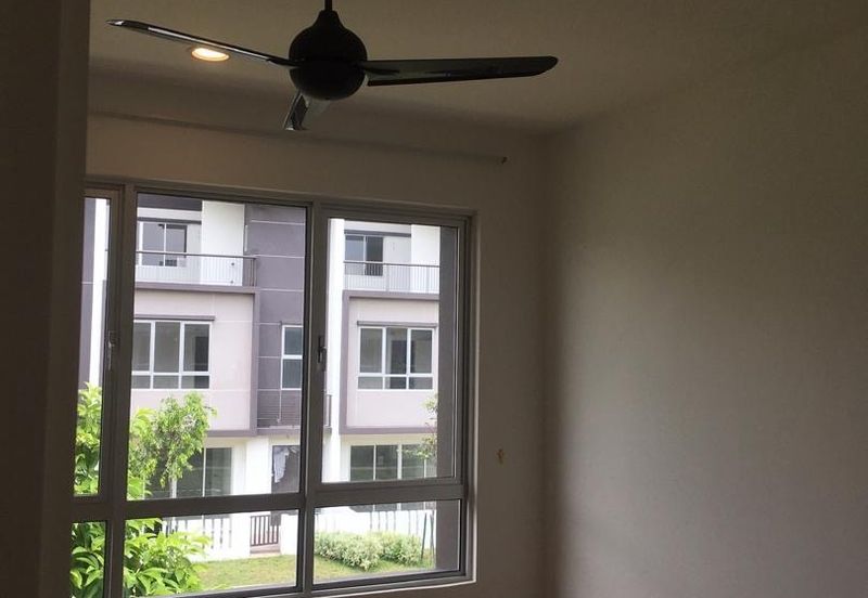 Arahsia Residences, Tropicana Aman