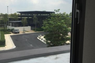 Arahsia Residences, Tropicana Aman