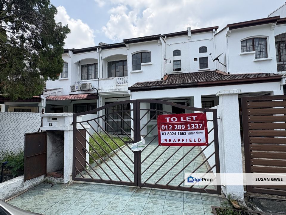 Double storey house at usj 12 for rent , Selangor, USJ