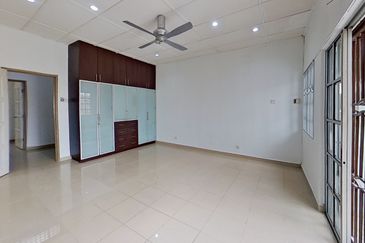 Jalan Sungai Renggam 32/10