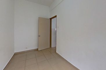 Jalan Sungai Renggam 32/10