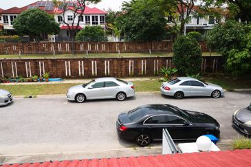 Jalan Kemuning Palma 33/37