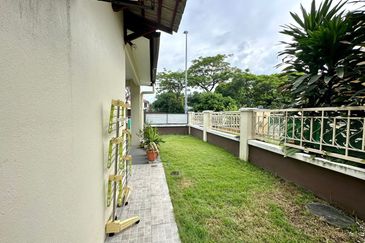 Jalan Kemuning Palma 33/37