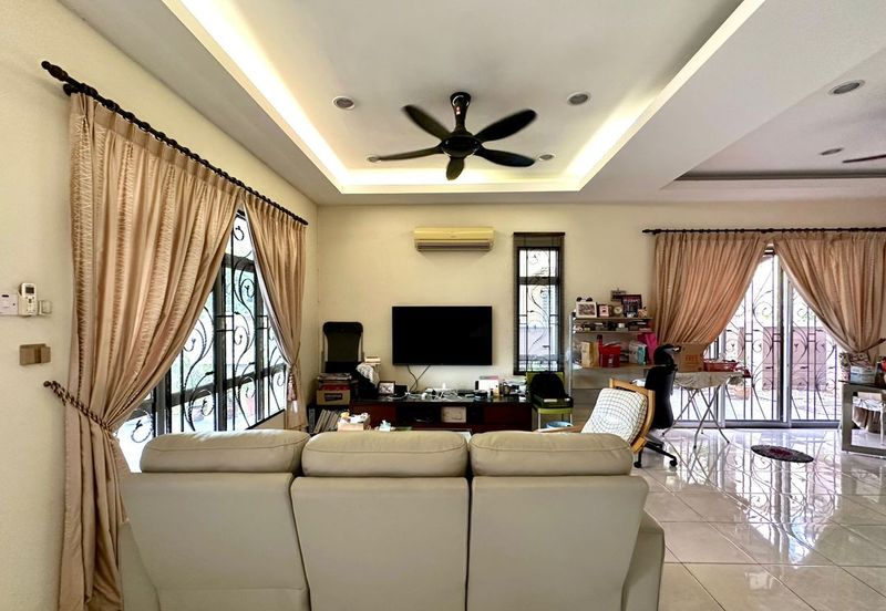 Jalan Kemuning Palma 33/37