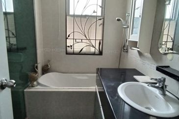 Jalan Anggerik Eria 31/104