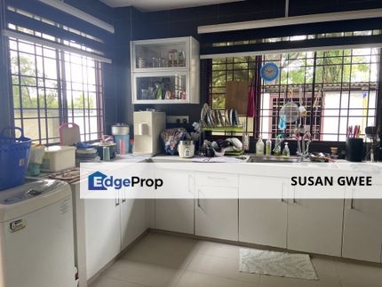 2 storey renovated corner house at Jalan Anggerik Aranda, Selangor, Shah Alam